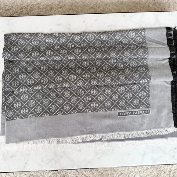 Tory Burch T Monogram Jacquard Traveler Scarf Wrap - Picture 2 of 5